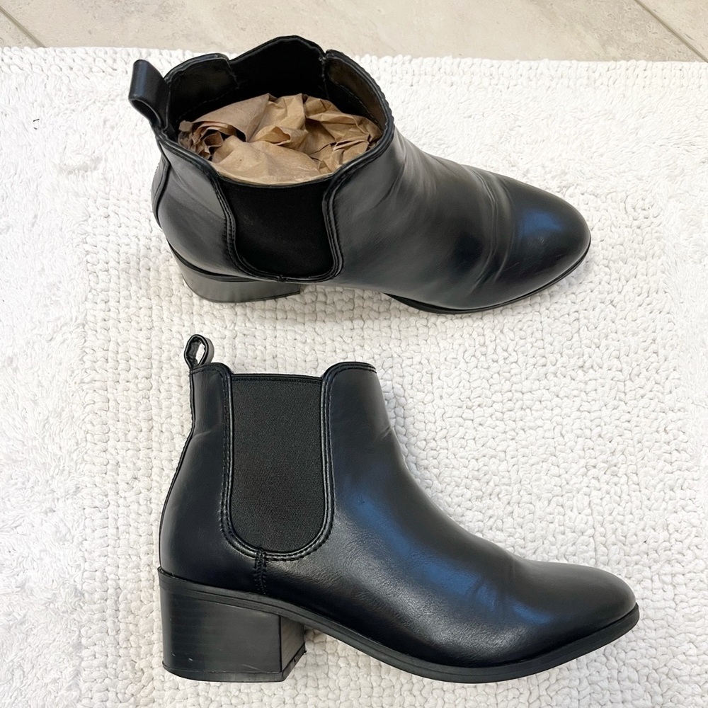 A New Day - Ellie Faux Leather Heeled Chelsea Boot | Size 6, Black